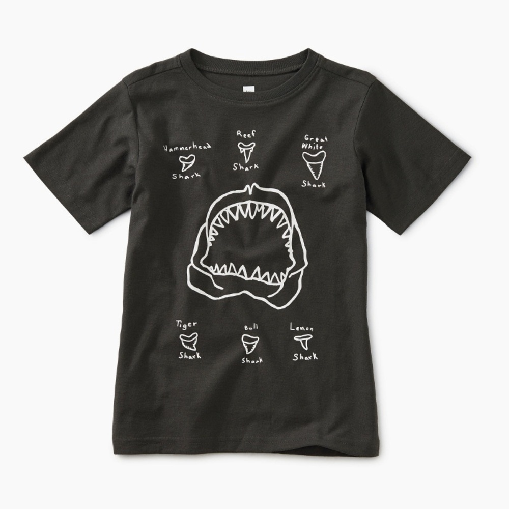 NWT Tea Collection Shark Teeth graphic Tshirt, kids Size 8